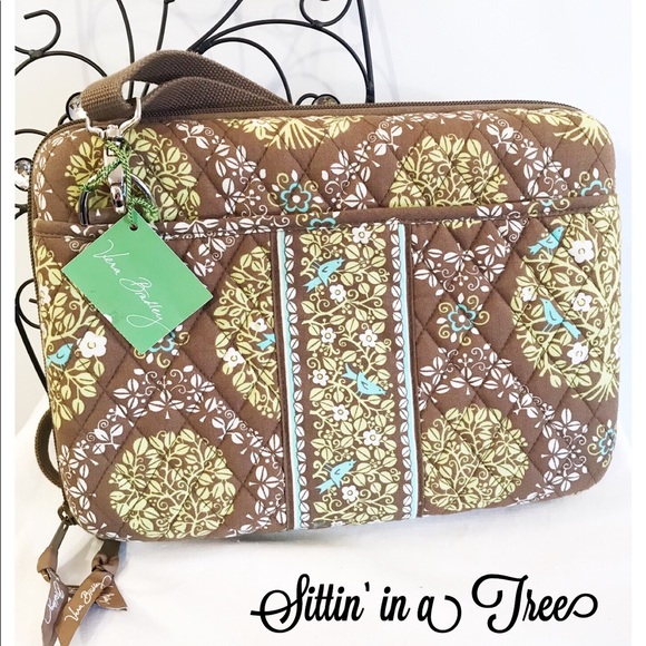 Vera Bradley Handbags - NWT Vera Bradley Mini Laptop Case